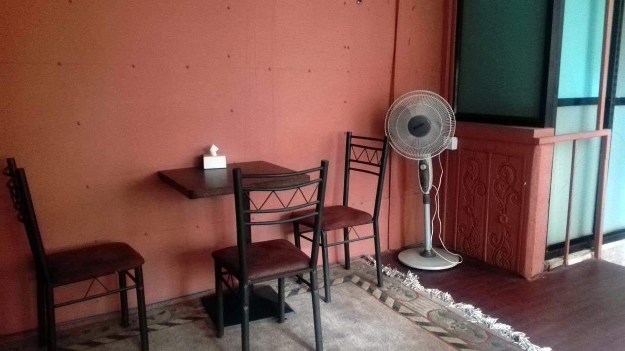 Nana Yala Chhen Hotel Lalitpur Exterior photo